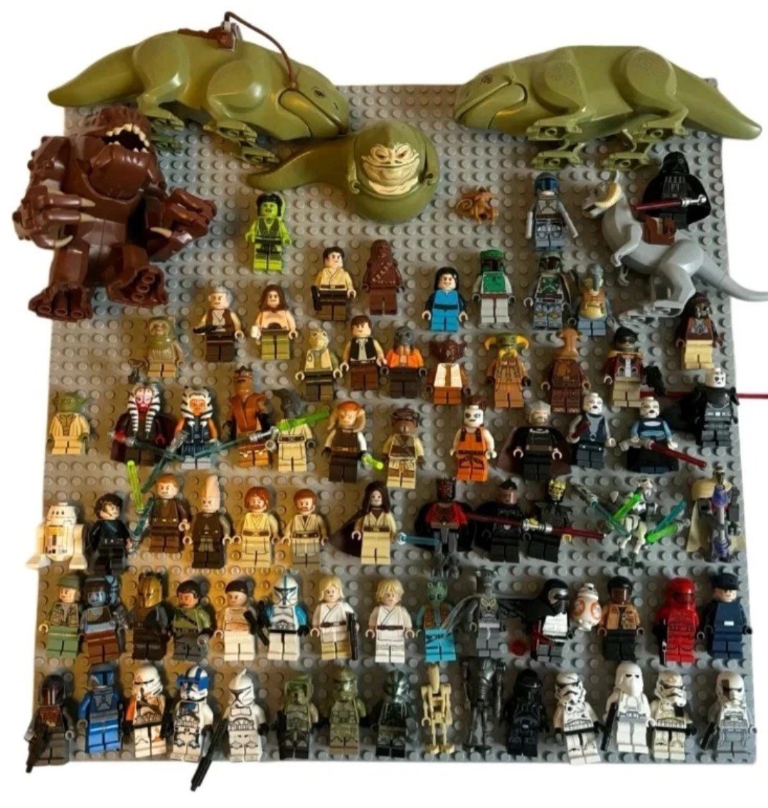 Lego Star Wars Bundle: Mystery Bundle 4 - 6 Minifigures guarenteed