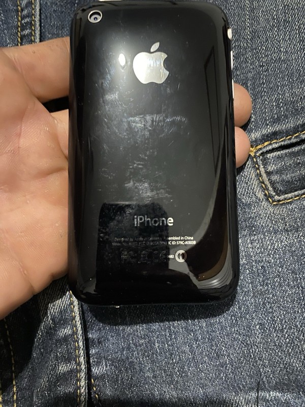 Apple iPhone 1  first gen perfect condition 
