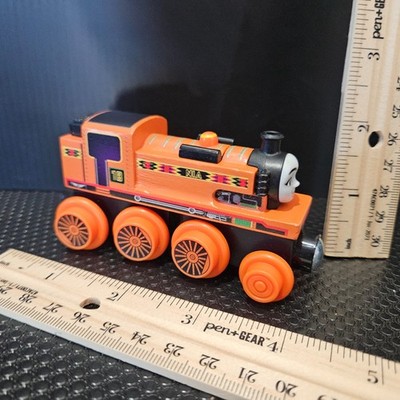 Collectible Fisher Price Thomas & Friends WOODEN RAILWAY 2021 NIA Train - NICE