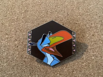 Disney Pin 2024 Mystery Hexagon König der Löwen lachendes Gesicht Zazu