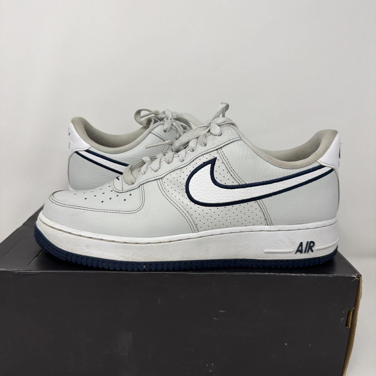 ナイキ エア フォース 1 '07 WMNS+AIR+FORCE+1+'07+LX.png
