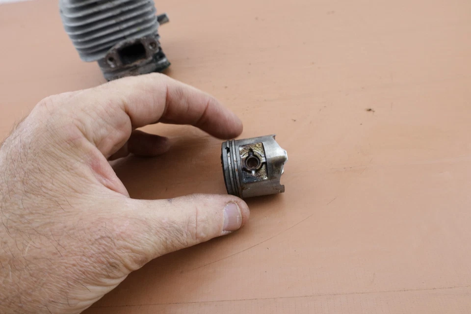 Recortadora de cuerda Dolmar MS-27 C cilindro y pistón OEM Foto 3 de 4