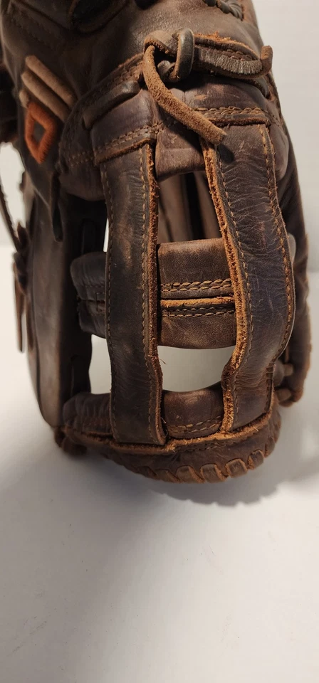 Nokona X2-V1200 X2 Elite RH Throw 10.5" Baseball Softball Glove - Image 4 of 4