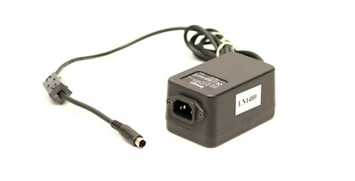 Original Iomega 57 AT-15-1800CTES AC Power Supply Netzteil 15V --- 1,8A