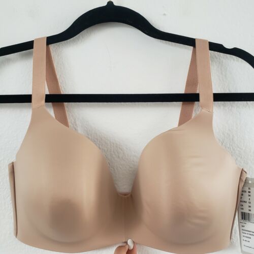 Triumph Magic Wire Plunge Bra Size 34DDD Beige Wireless Smooth Molded Padded - Picture 1 of 6