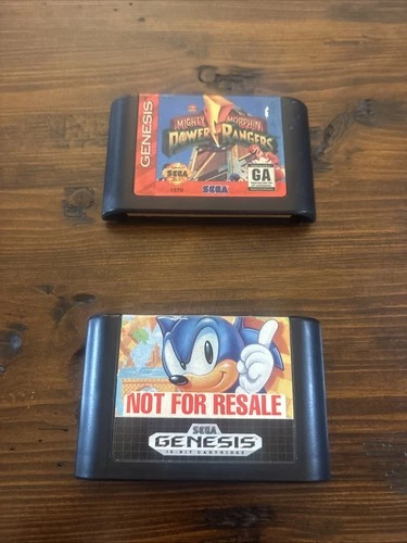 Sega Genesis Video Game Bundle Sonic NFRS & Mighty Morphin Power Rangers Loose