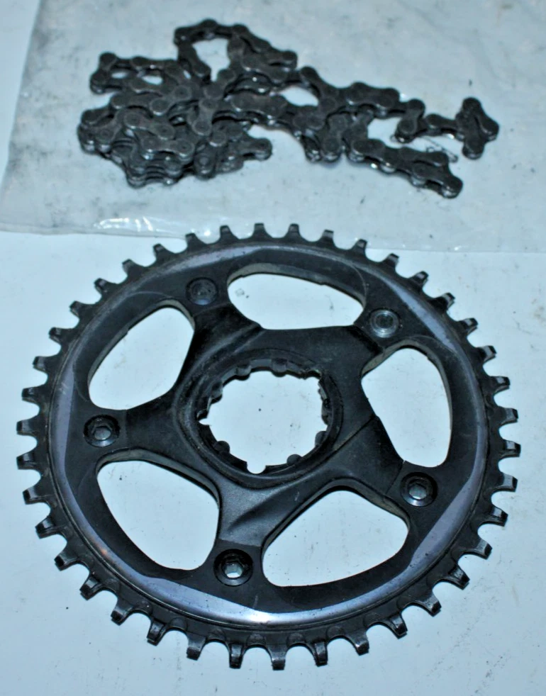 Sram Plateau x-sync 40t 11vit apex1 asymmet 110bcd al noir bb30 or gxp | 52 € - Culture Vélo