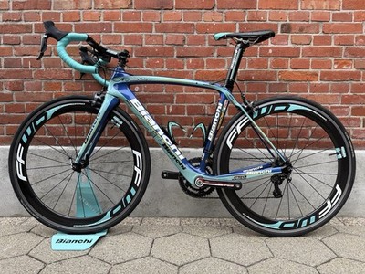 Bianchi Oltre XR Carbon/Shimano Ultegra Di2/Size 53/FFWD/Team
