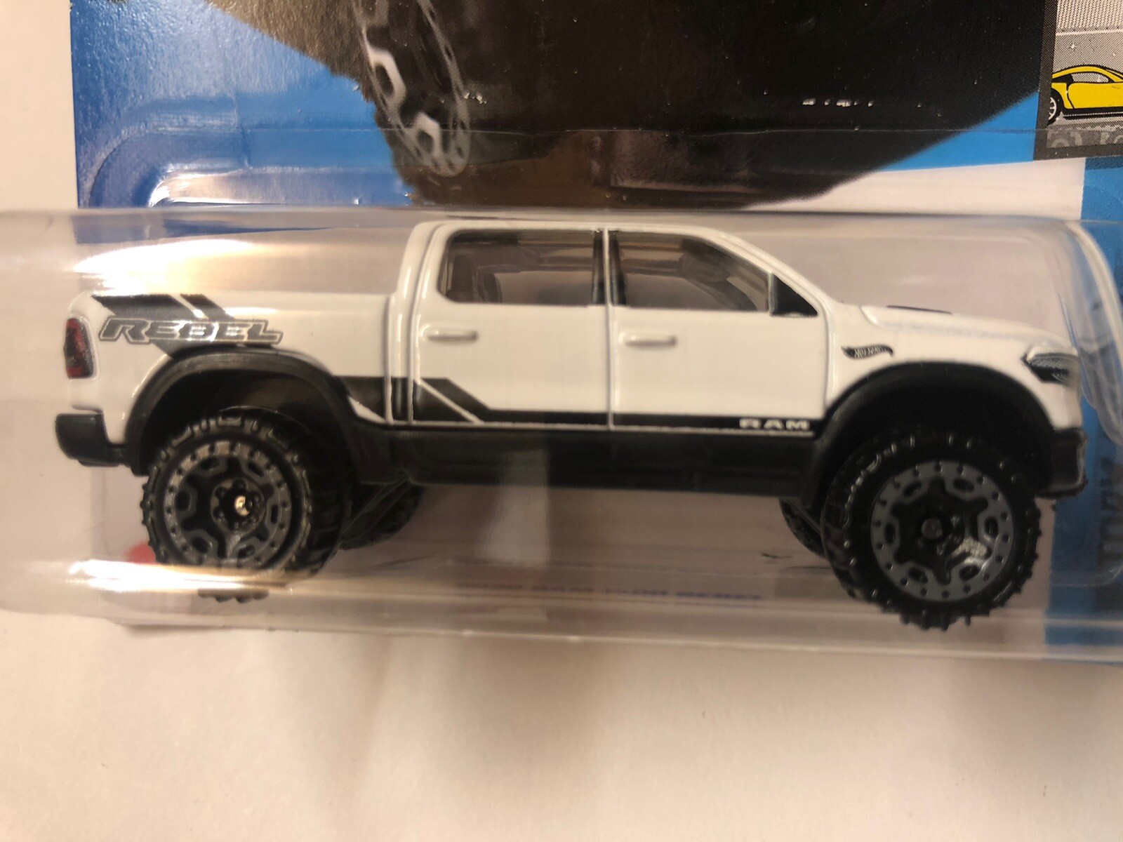 Picture 3 of 5