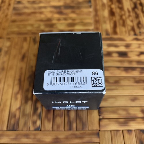 Inglot AMC Pure Pigment Eye Shadow - 86 - Picture 4 of 8