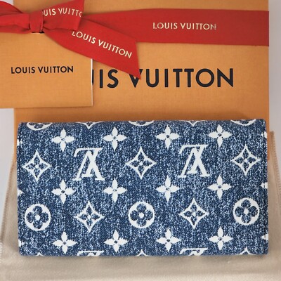 LOUIS VUITTON 花柄 バングル LOUIS VUITTON 花柄バングル ルイ・ヴィトン“モノグラム・フラワー