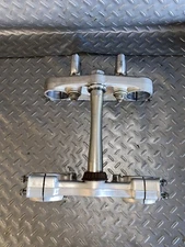 2005 04-07 HONDA CRF250R CRF 250R OEM Triple Tree Fork Clamps Steering Stem