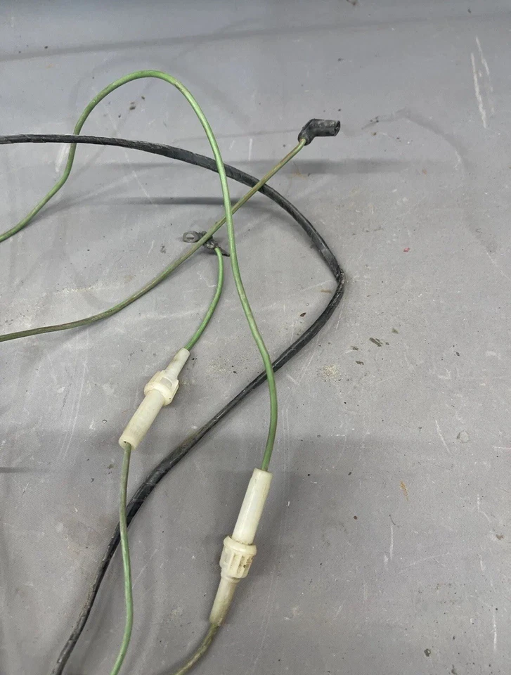 1967 Ford Galaxie ремни безопасности предупреждающий свет лампа ободок приборной панели кронштейн индикатор OEM - Изображение 4 из 4