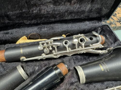 Student Yamaha Clarinet - 4C MOUTHPIECE IN CASE - Picture 3 of 5