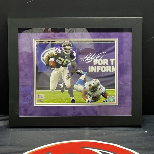 Adrian Peterson Autographed Minnesota Vikings Framed 8x10 Photo Signed Beckett