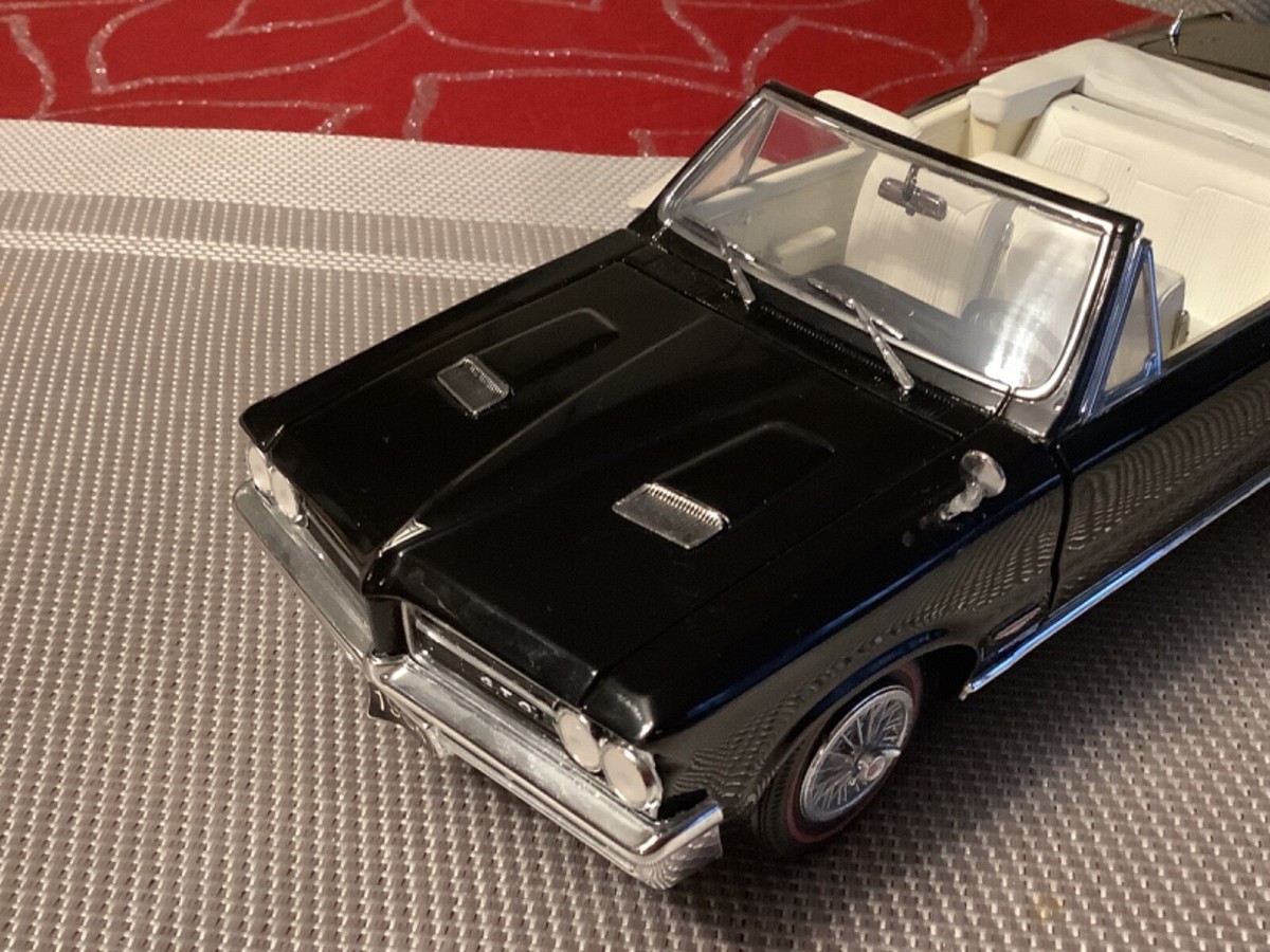 FRANKLYN - フランクリン ミント 1964 Pontiac GTO 1964 FRANKLIN MINT PONTIAC GTO CONVERTIBLE 1-24 MINT Limited
