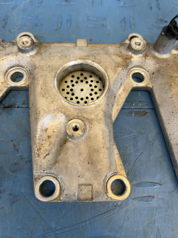 2015 Chevrolet Silverado 3500 Duramaxx 6.6l Lml LH Upper Valve Cover Oe#12642769 - Изображение 4 из 4