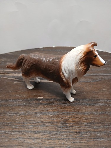 Collie Dog Like Lassie, Toy Figurine Vintage