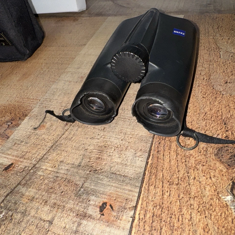 Zeiss Diafun 8x30 B MC Binoculars w/ Case - Image 2 of 4