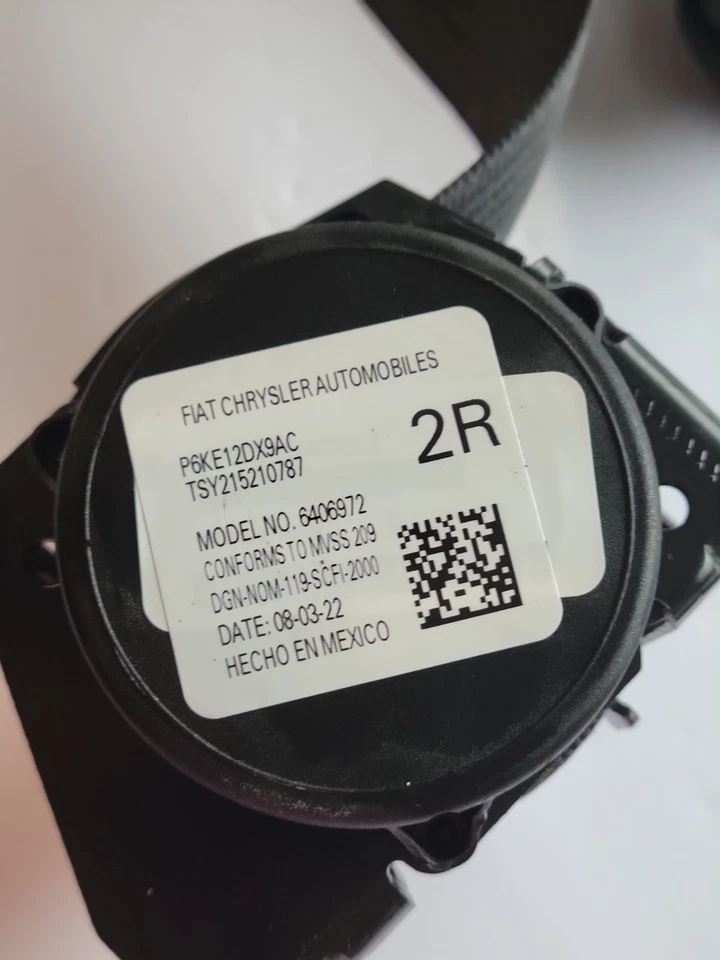 Chrysler 300, Dodge Charger, 2019-2023, retractor de cinturón de seguridad trasero derecho negro Foto 2 de 3