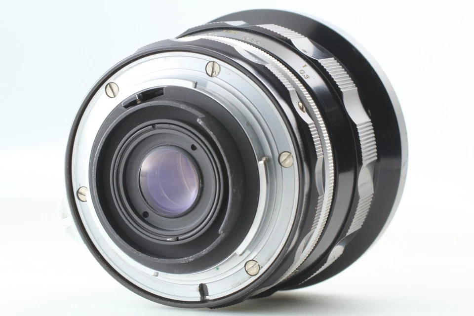 【CASI COMO NUEVO-】Nikon Nikkor-UD Auto 20mm f/3.5 Non-Ai lente gran angular d... - Imagen 4 de 4