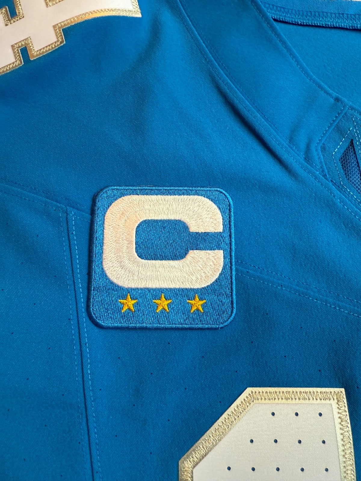 Picture 4 of 11
