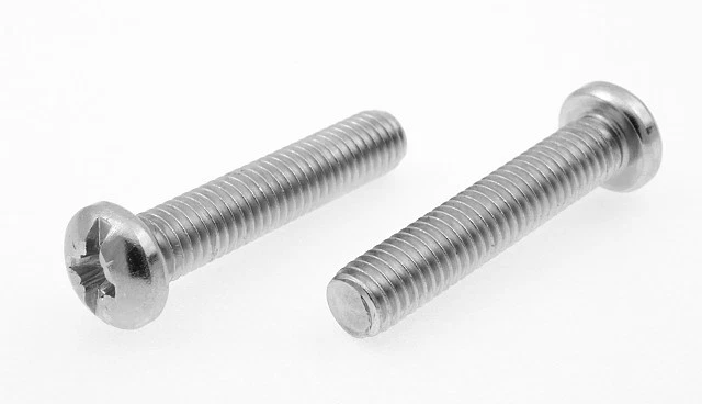 Vis à tête cylindrique galvanisée 82202 4*12 mm - 202 4*12 ZN - Photo 1/1