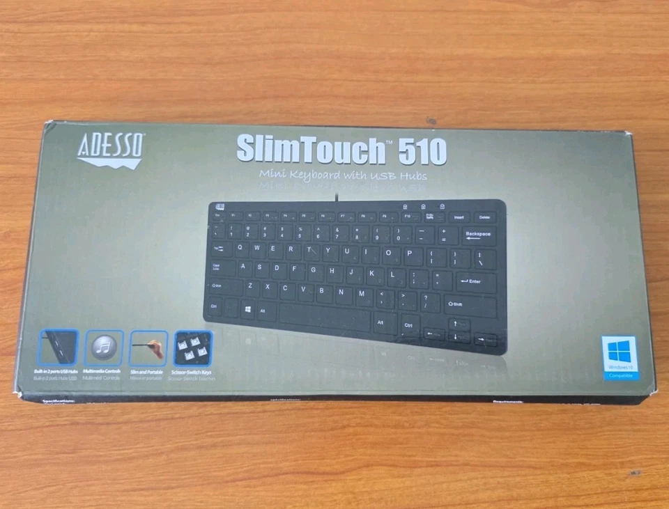 Adesso SlimTouch USB QWERTY Full Size Touchpad Desktop Keyboard - Image 2 of 3
