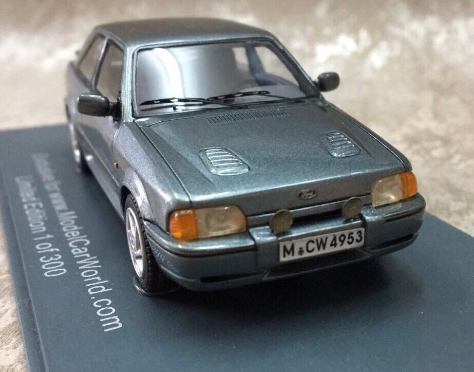 NEO 1/43 Scale Resin Model Ford Escort RS Turbo Gray | eBay