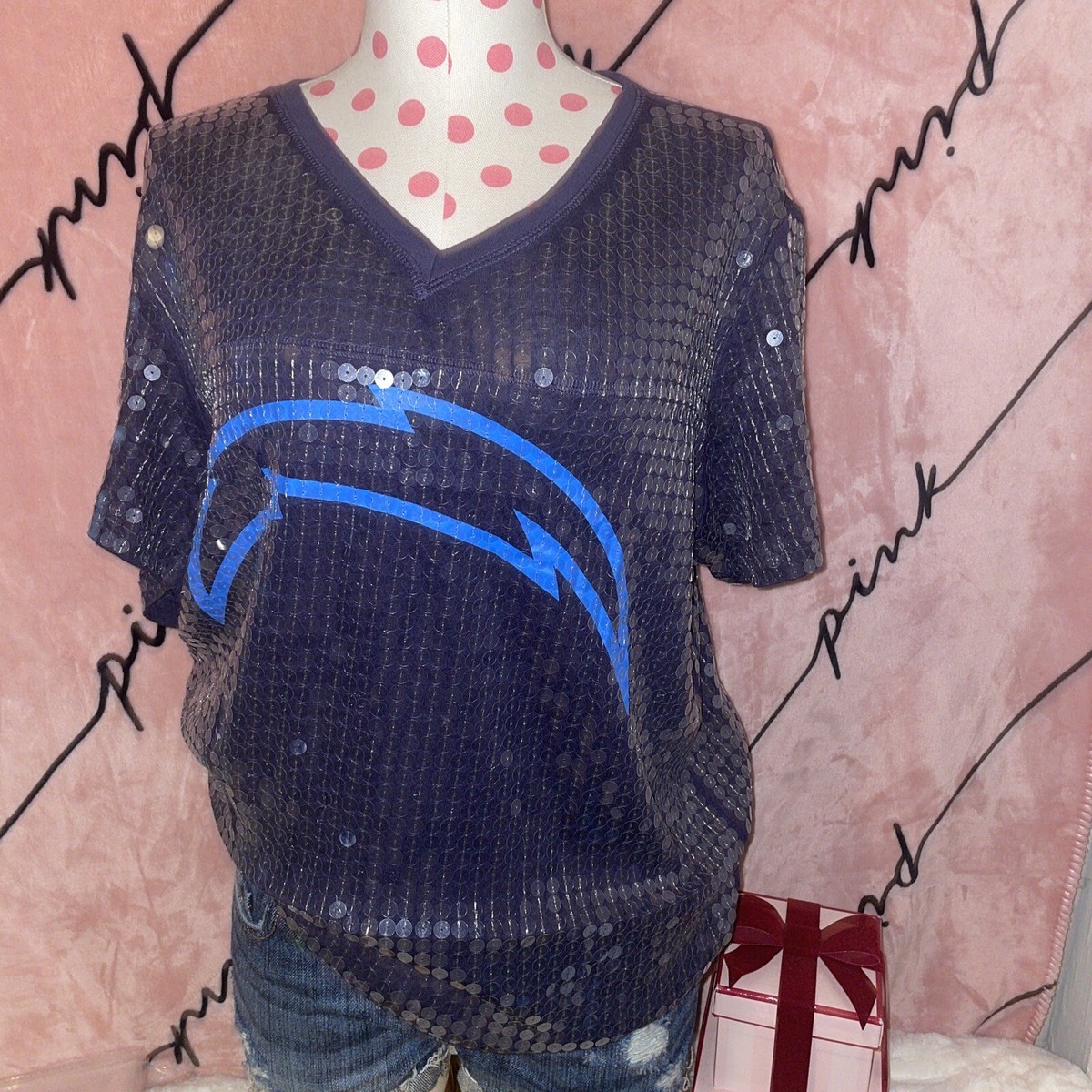 D17 RARE BLING Sequins VICTORIA