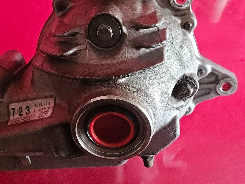 2006-2015 Lexus IS250 AWD Front Axle Differential Carrier 4.10 Ratio Factory OEM - Image 4 of 4