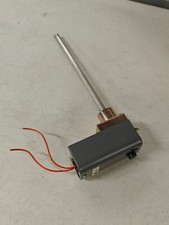 Johnson Controls A25AN-10 Warm Air Limit Control 120/208/240 V – Manual Reset