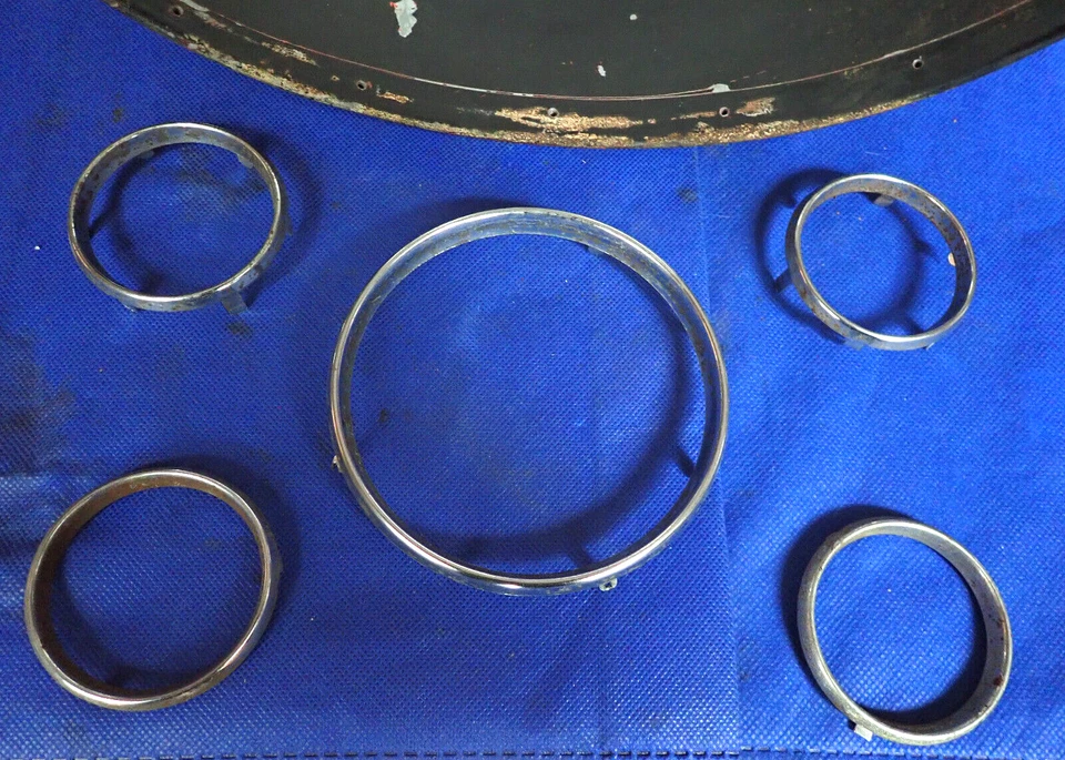 Ford Crown Vic 1956, Fairlane, anillos de ajuste cromados calibre Customline Foto 4 de 4