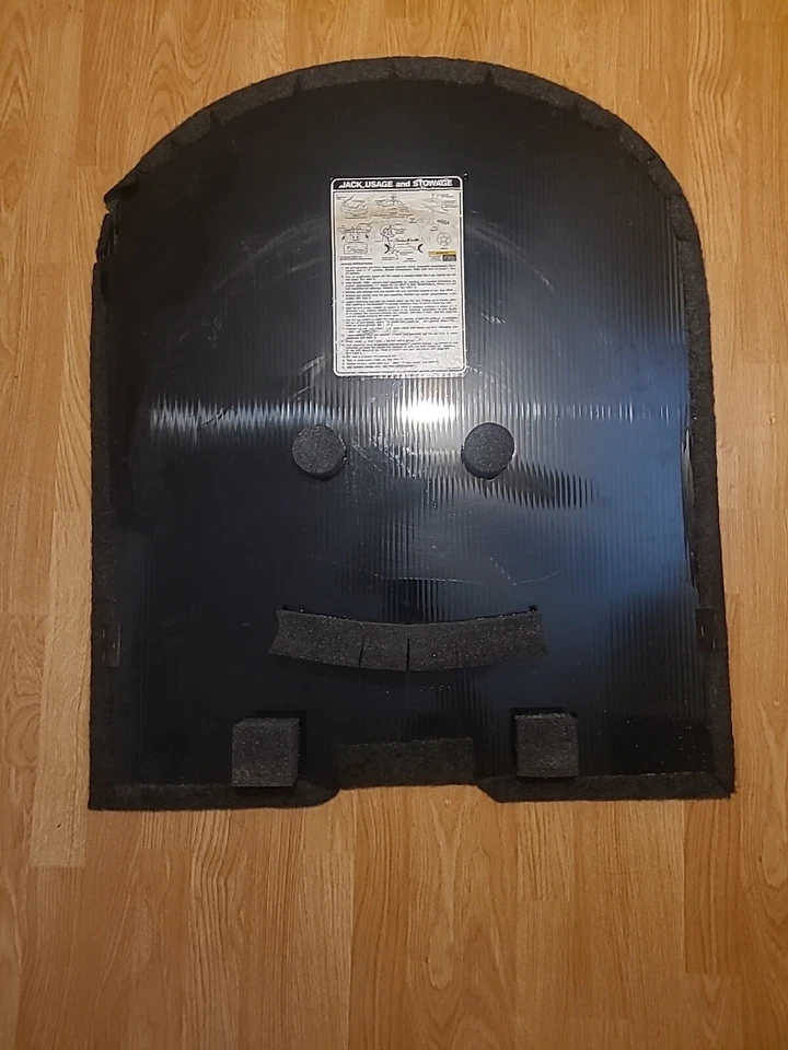 Оригинальная крышка запасной шины заднего багажника для 1993-98 Lincoln Mark 8 VIII от оригинального производителя - Изображение 4 из 4