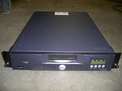 DELL Powervault 122T DLT VS-80 Tape Autoloader 8 Slots Rackmount 40GB native