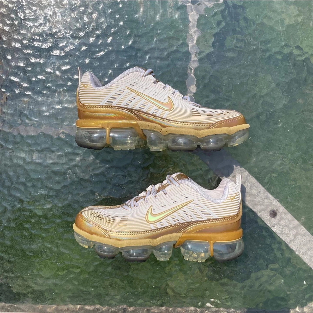 Nike Air VaporMax 360 Metallic Gold Release Info