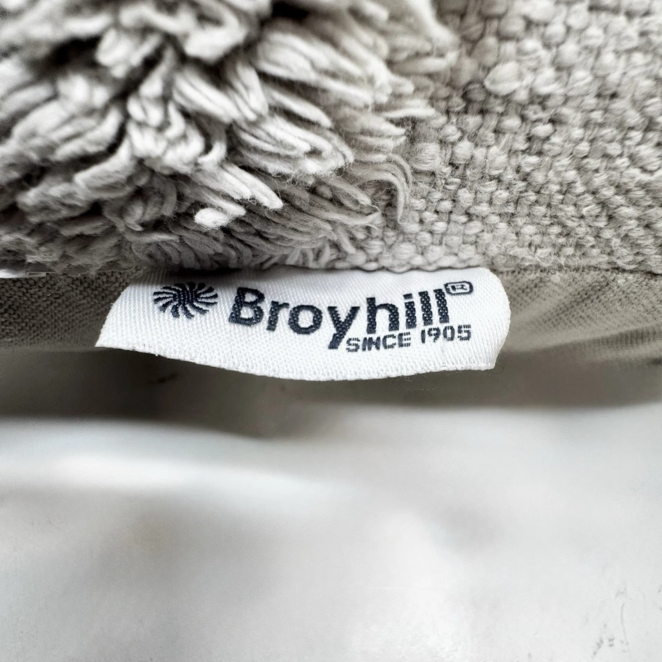 Broyhill Tufted Decorative Lumbar Throw Pillow 14x19.5 Soft Cotton Support tan - Image 4 of 4