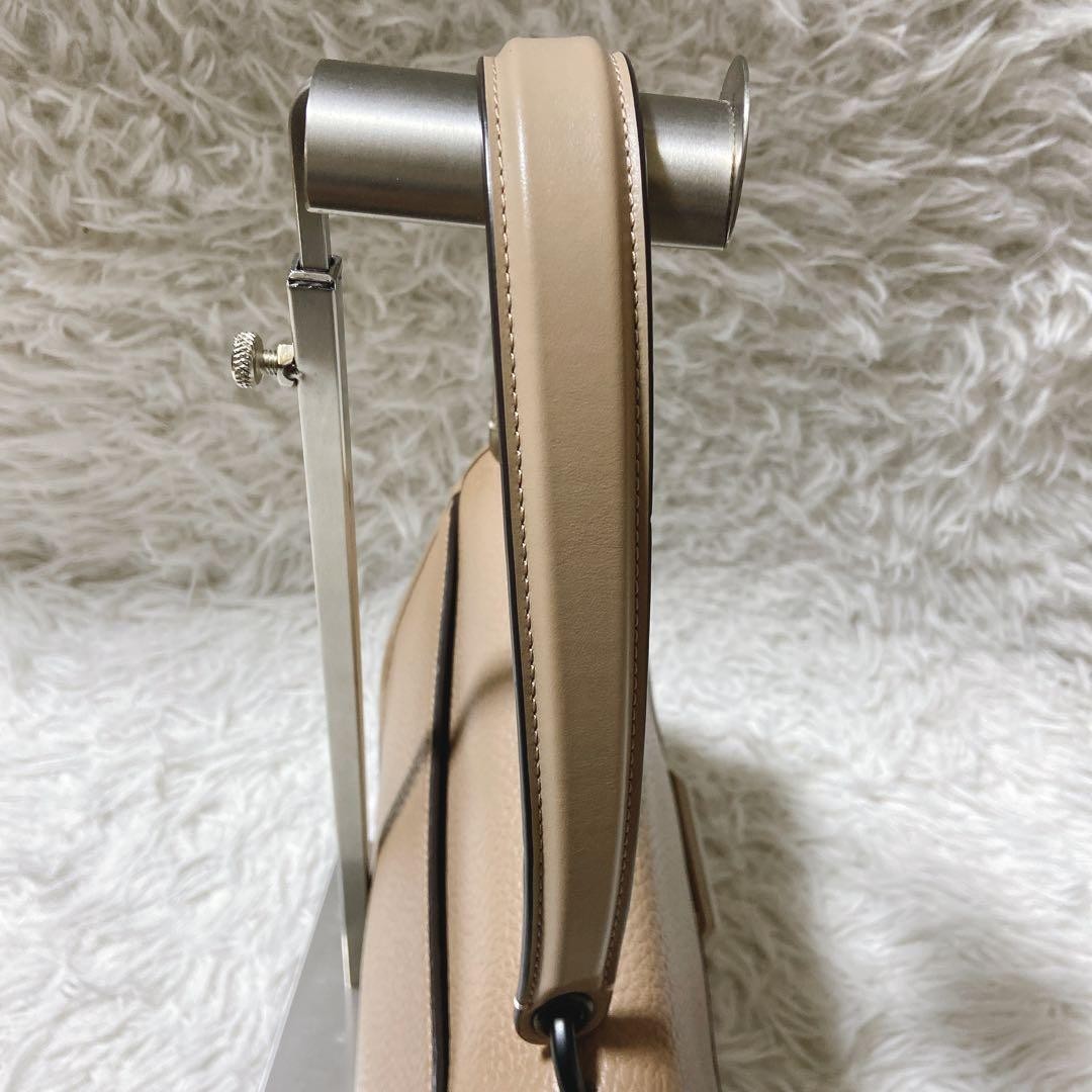 Extremely Beautiful Recent Model COACH Coach Hand… - image 8