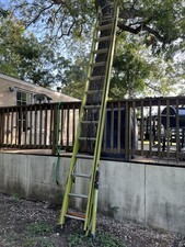 28’ Little Giant Ladder With Sumo Stance/ With Strand Hooks