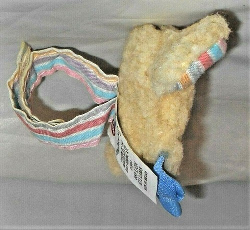 Vintage 1984 Fisher Price Baby Lamb Wrist Rattle #671 Crib & Playpen Toy Plush - Picture 3 of 4