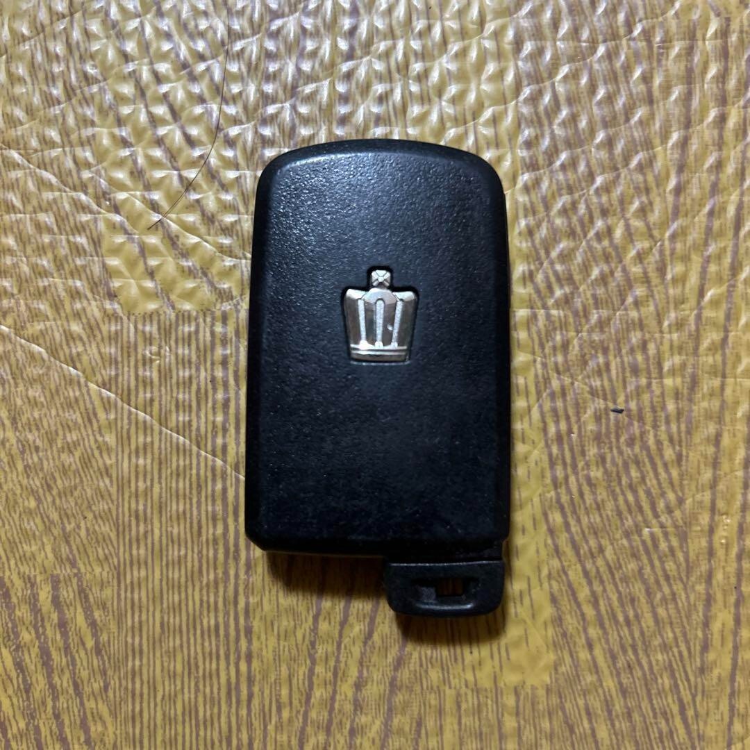 トヨタ　クラウン　純正　スマートキー　3個セット　001-A00237 （183 Toyota Crown Camry 3-Button Smart Key RHD Genuine OEM Japan 001