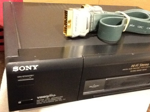 Sony Video cassette recorder SLV-E920 VCR Nicam Stereo VHS,READ DESCRIPTION - Picture 2 of 7