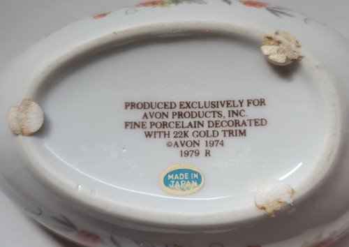 1979 AVON Porcelain 22K Gold Trim Egg Butterfly Floral Jewelry Trinket Box Japan - Picture 4 of 7