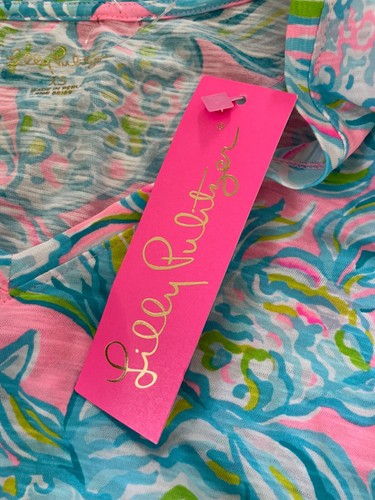 BRAND NEW LILLY PULITZER ETTA V-NECK T-SHIRT XS! - Picture 3 of 9