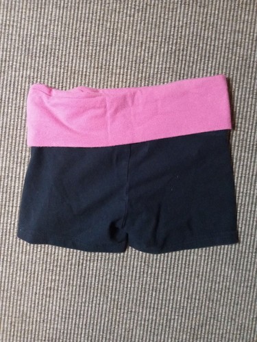 Girls Abercrombie Hot Pants Size Small - Picture 7 of 9