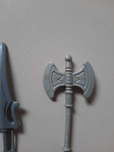 Masters of the Universe He-Man Used Figure COMPLETE Taiwan Vintage 1981 - Picture 6 of 7