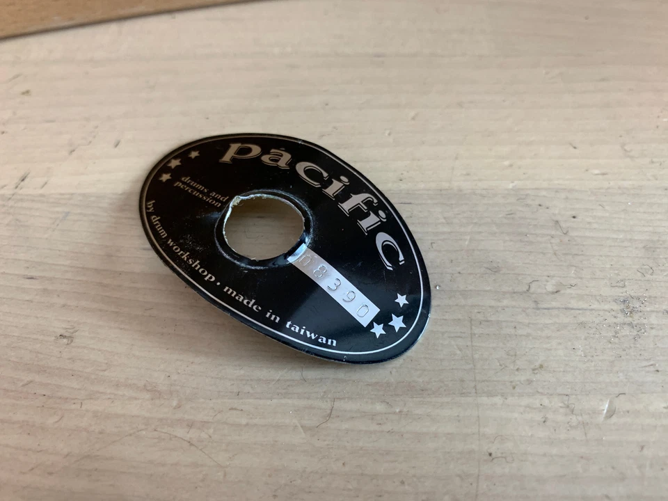 PACIFIC PDP 2000s Vtg Oval BADGE Drum Logo Plate Emblem Escucheon Part Black - Image 2 of 3