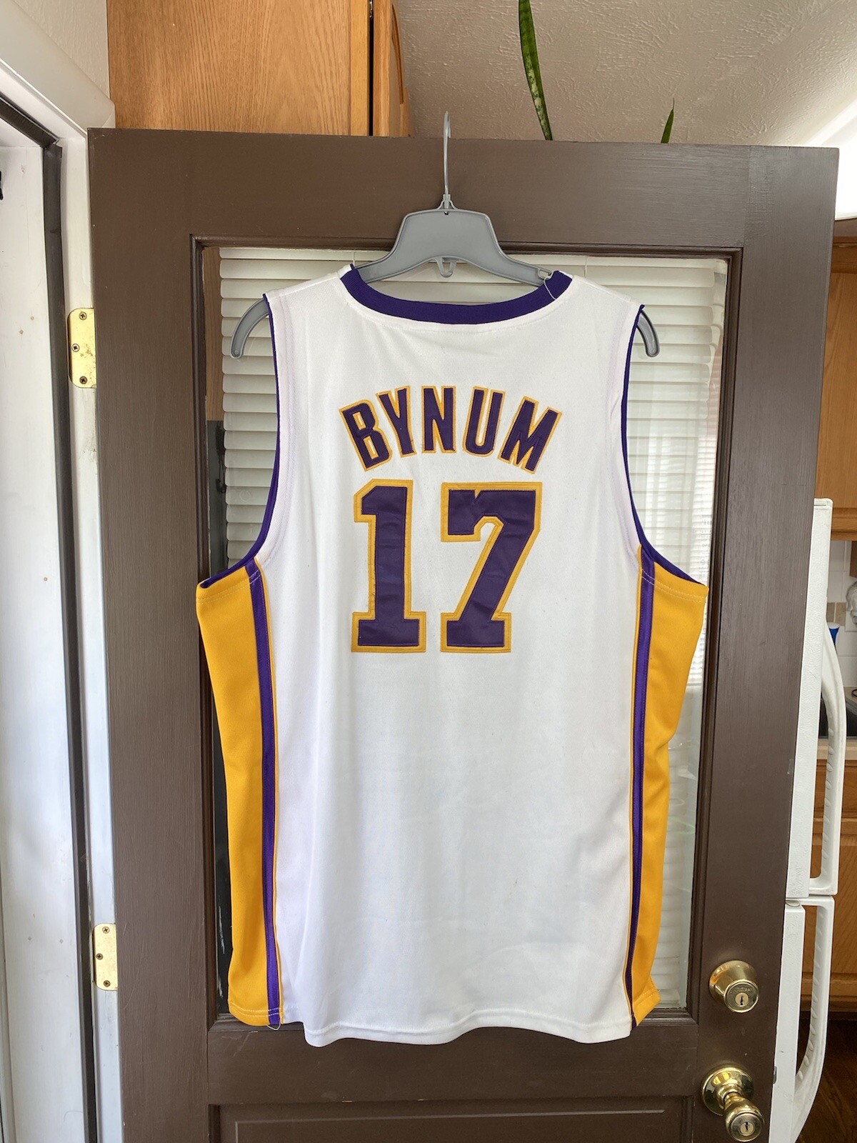 Picture 2 of 6
