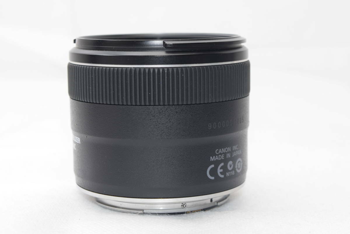 Canon EF 28mm F2.8 IS USM Wide-angle single focus with box Canon EF 28mm F2.8 IS USM Wide-angle single focus with box