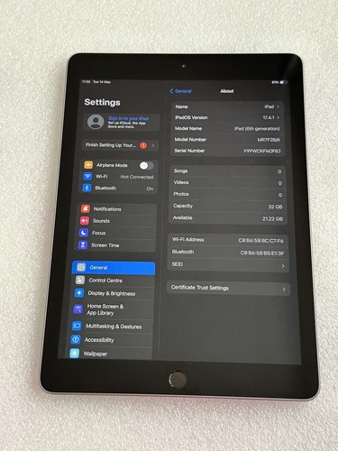 Apple iPad 6. Gen. 32GB, Wi-Fi, 9,7 Zoll - Space Grau - GUTER ZUSTAND - Ref: 284 - Bild 3 von 10